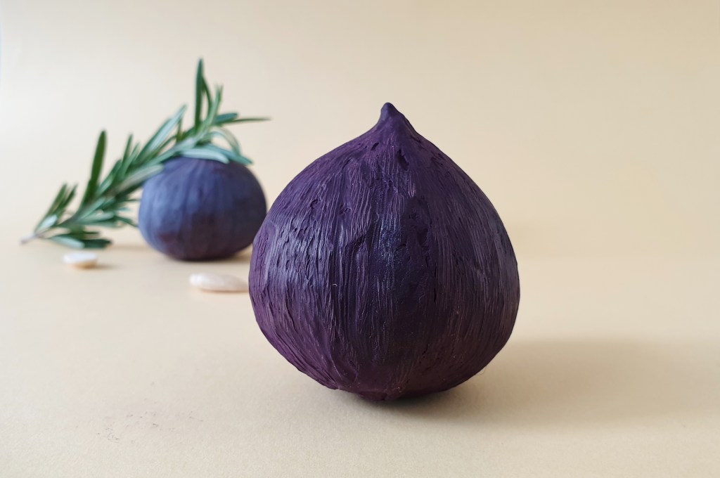 chocolate fig pastry